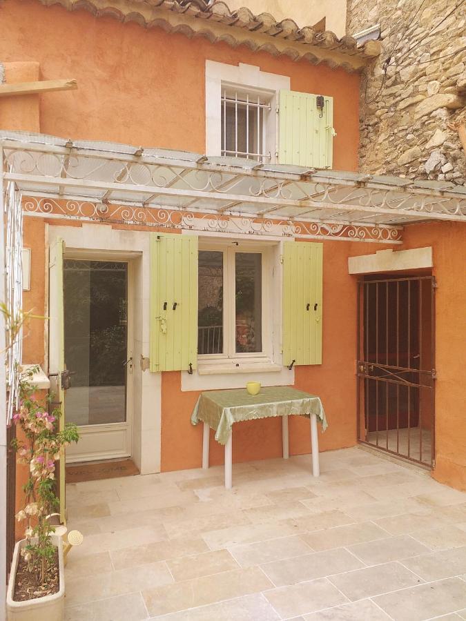 Maison Au Coeur De Fontaine De Vaucluse, Nichee Sur Le Rocher Et Surplombant La Sorgue Екстериор снимка